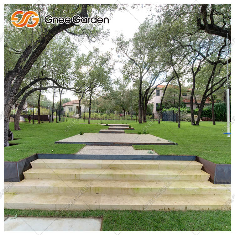 Лестницы Corten для коммерческих зданий