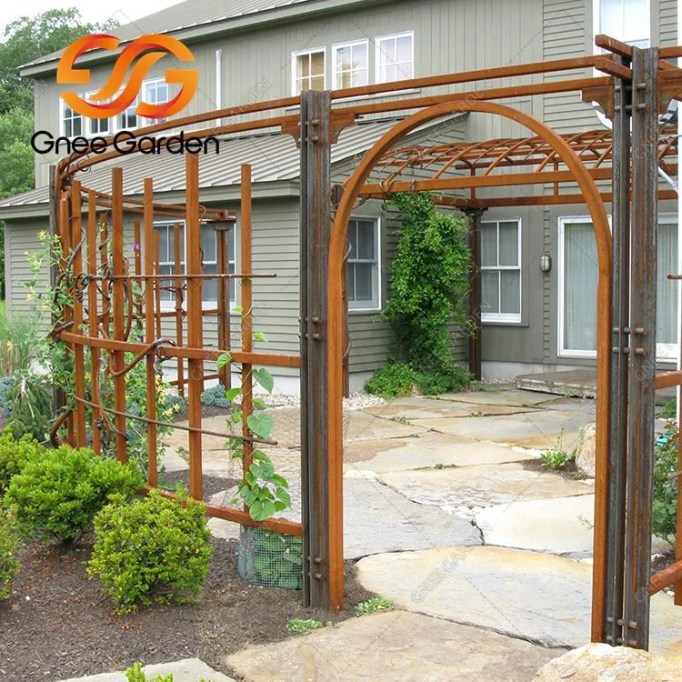 Роскошная садовая беседка из кортеновской стали на открытом воздухе