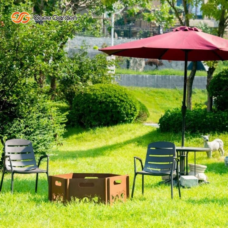 Современная наружная пожарная яма из кортеновской стали