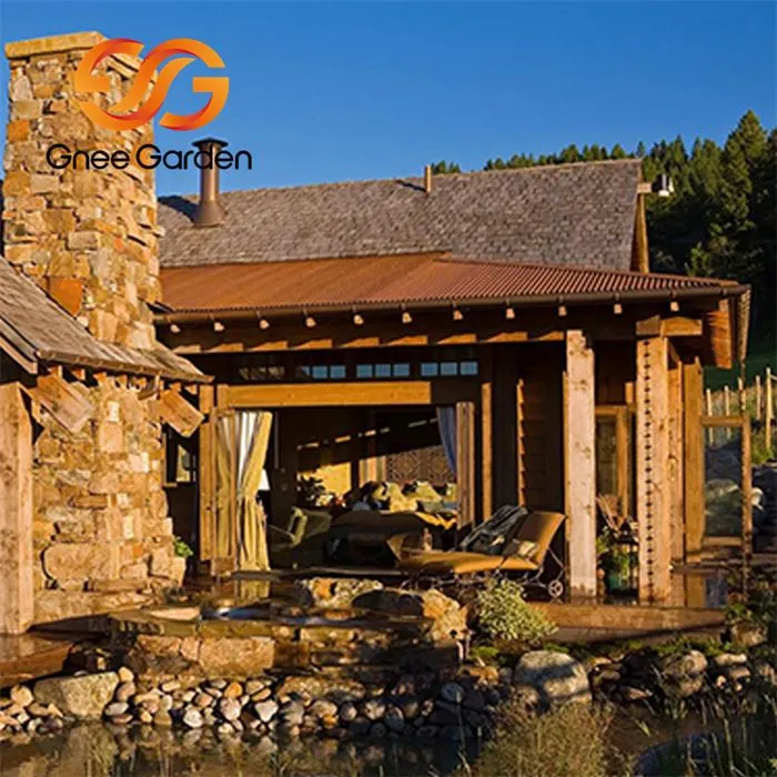 Ржавая металлическая кровля